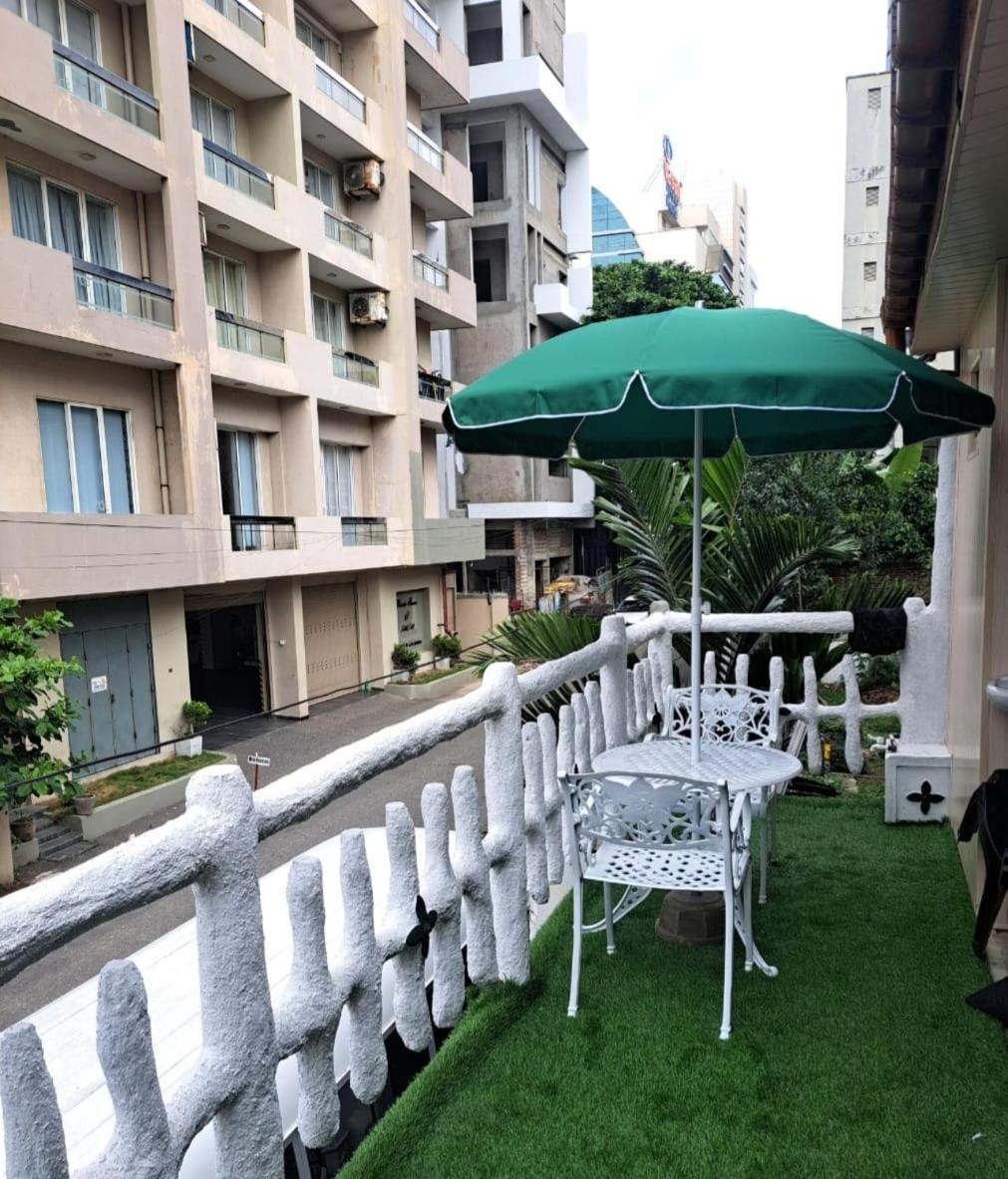 Hospedagem domiciliar The Wish Kollupitiya,seaside Next To Marino Hotel,colombo 3