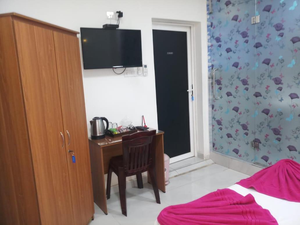 The Wish Kollupitiya,seaside Next To Marino Hotel,colombo 3 * Colombo